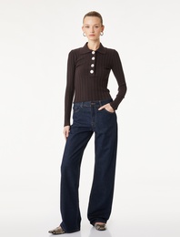 Uzun Kollu Büyük Düğme Detaylı Polo Yaka Triko Kazak