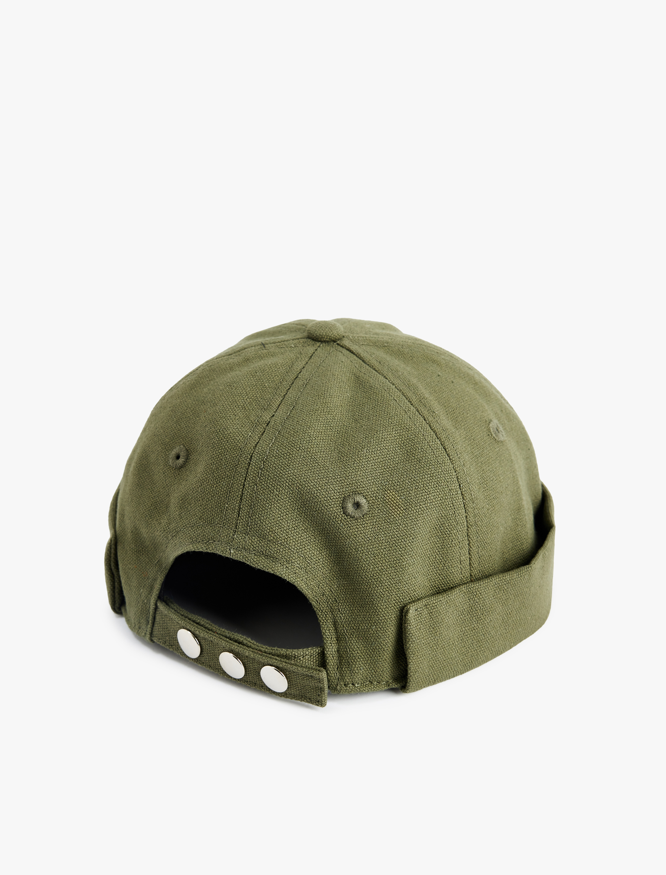  Erkek Pamuklu Etiket Detaylı Vizörsüz Şapka