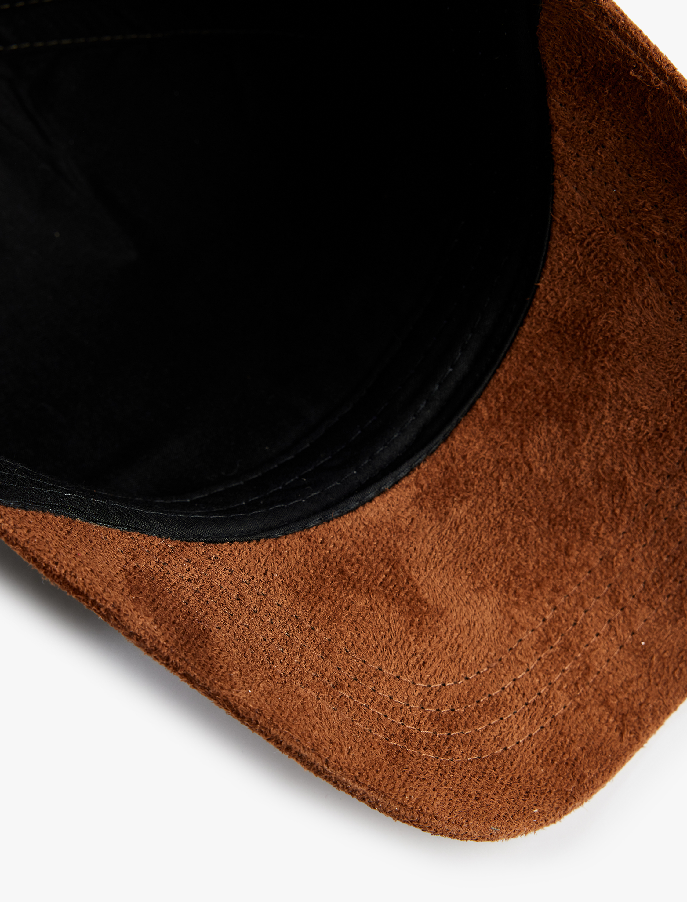  Erkek İşlemeli Kumaş Detaylı Kep Şapka