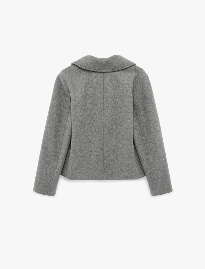  Uzun Kollu Düğmeli Cepli Kruvaze Kısa Kaşe Ceket