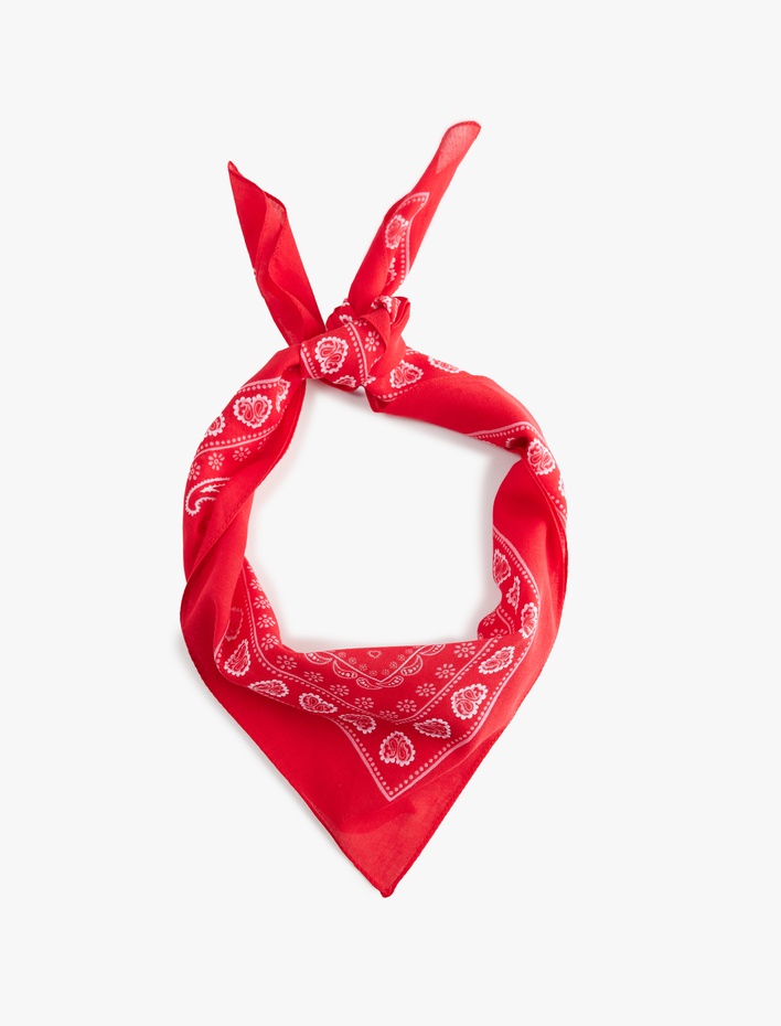 Kadın Kalpli Kare Saten Fular