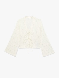 Pamuklu Uzun Kollu V Yaka Bağlamalı Fiyonk Detaylı Bluz