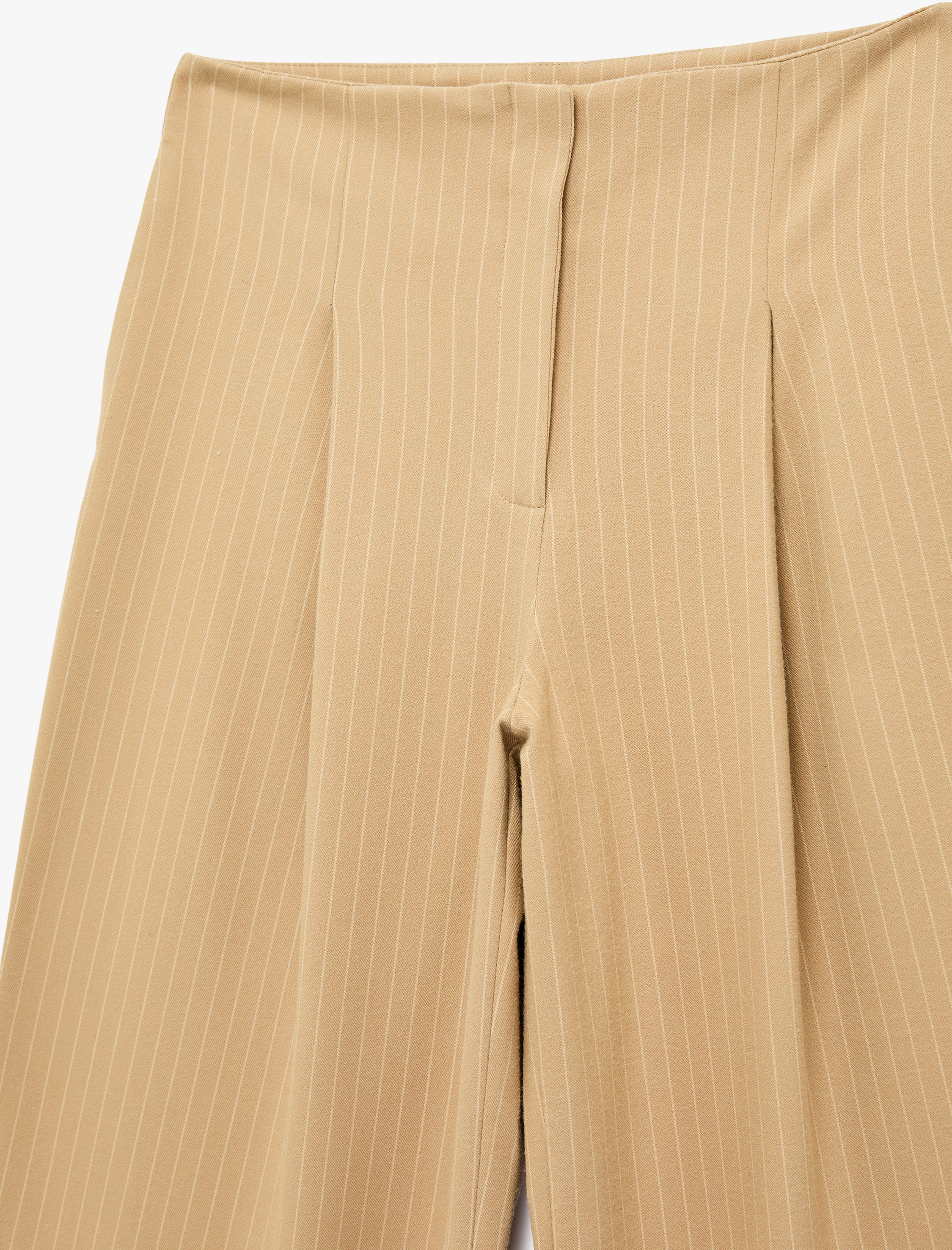   Pile Detaylı Geniş Paça Kumaş Pantolon