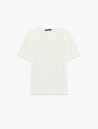 Kısa Kollu Biyeli Pamuklu Bisiklet Yaka Slim Fit Tişört