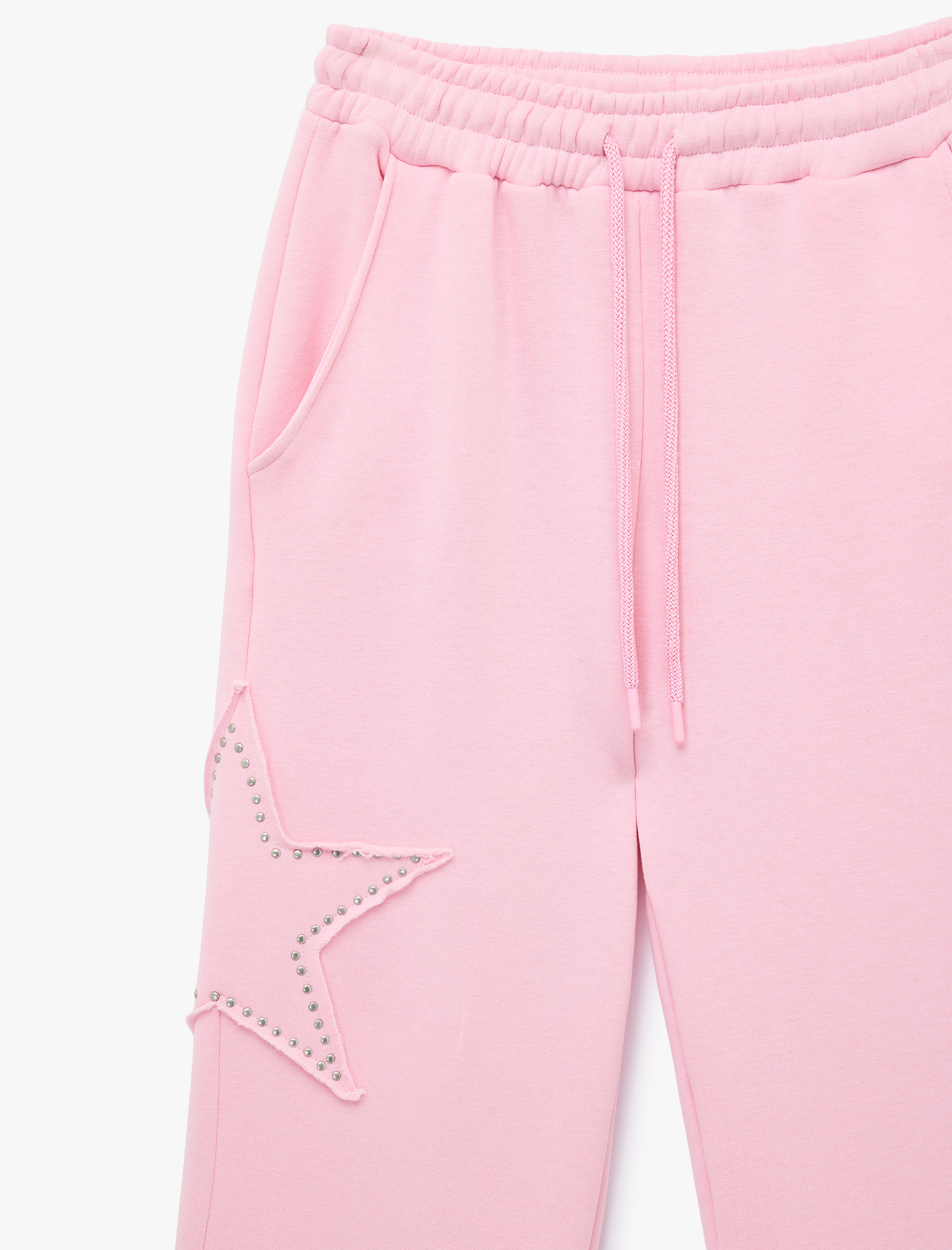   Yıldız Aplike Detaylı Beli Bağcıklı Rahat Kalıp Geniş Paça Eşofman Altı