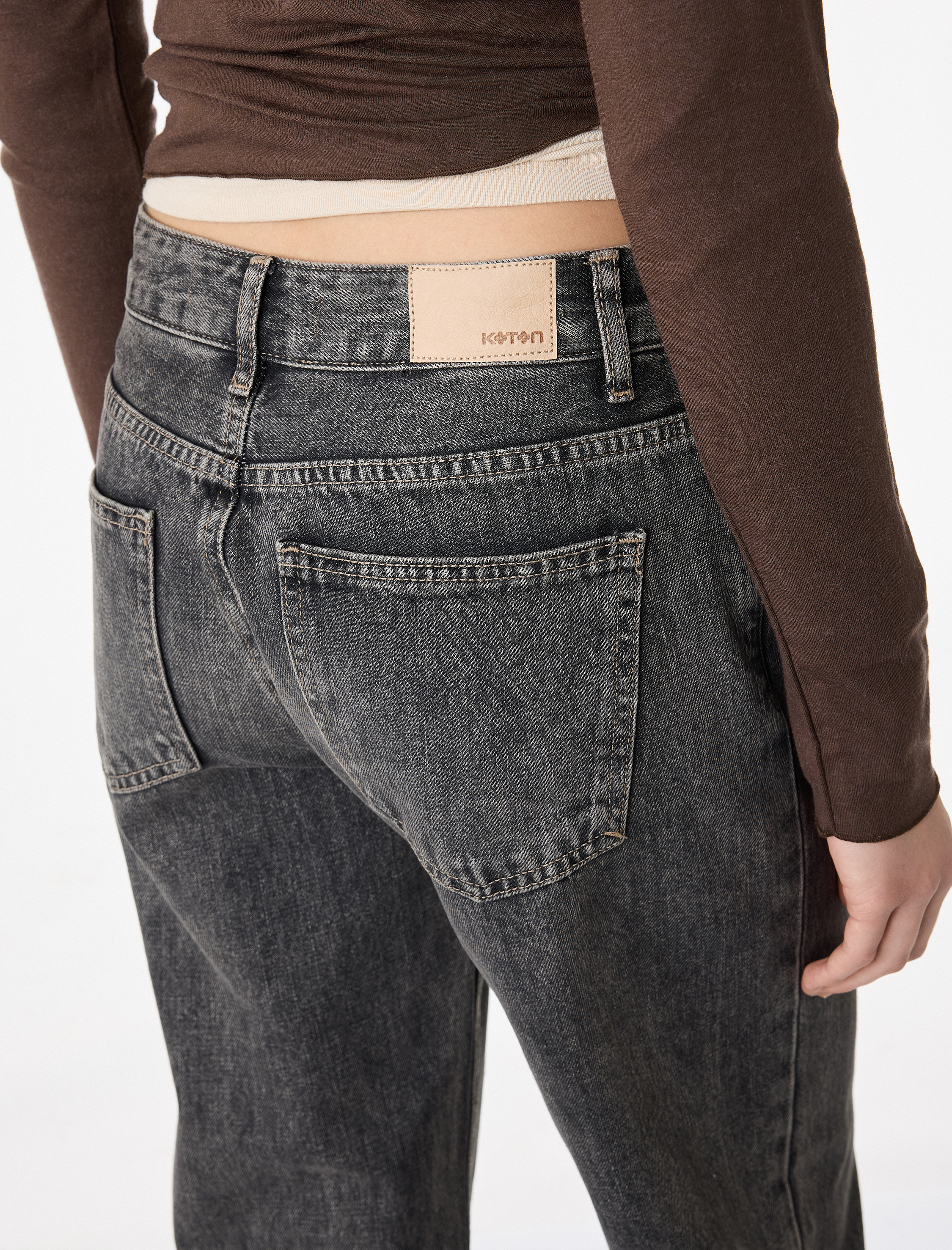   Pamuklu Duble Paça Normal Bel Cepli Düğmeli Denim Pantolon - Straight Fit Jean