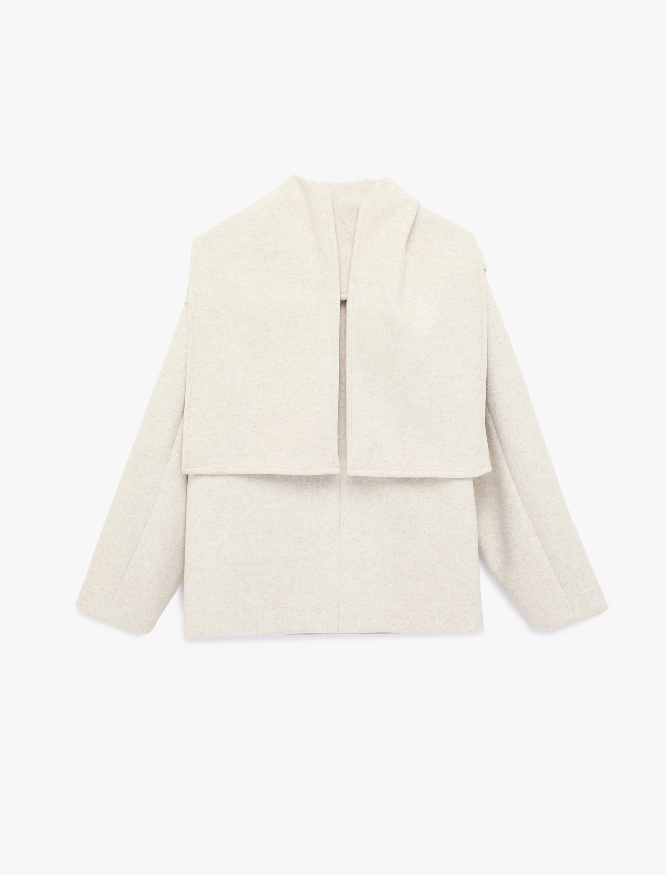   Uzun Kollu Düğmeli Cepli Atkılı Kaşe Ceket