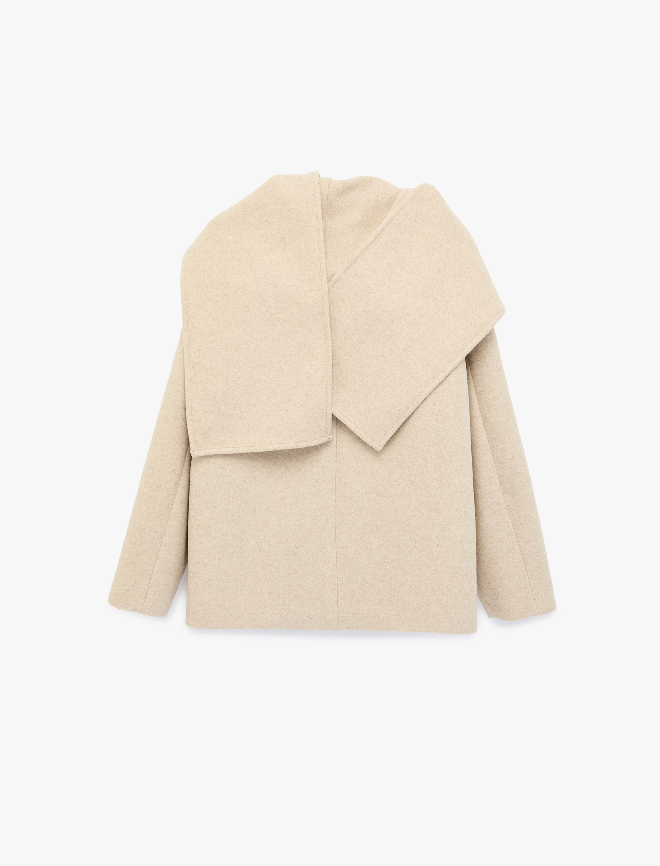   Uzun Kollu Düğmeli Cepli Atkılı Kaşe Ceket