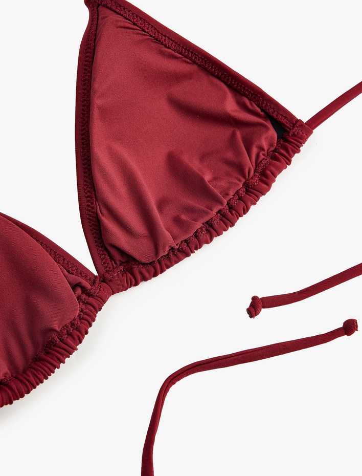  Boyundan Bağlamalı Üçgen Bikini Üstü
