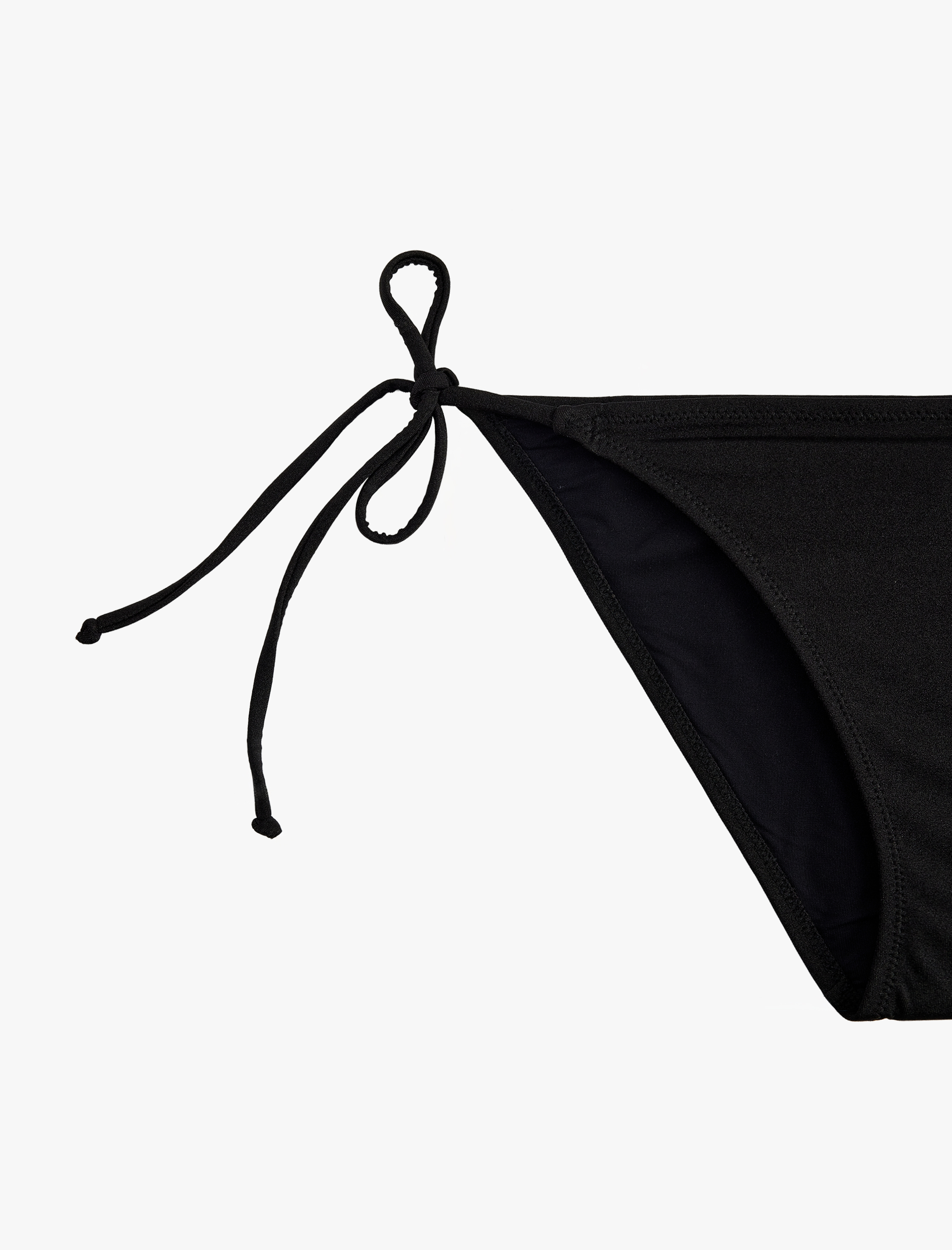   Yanları Bağlamalı İpli Bikini Altı