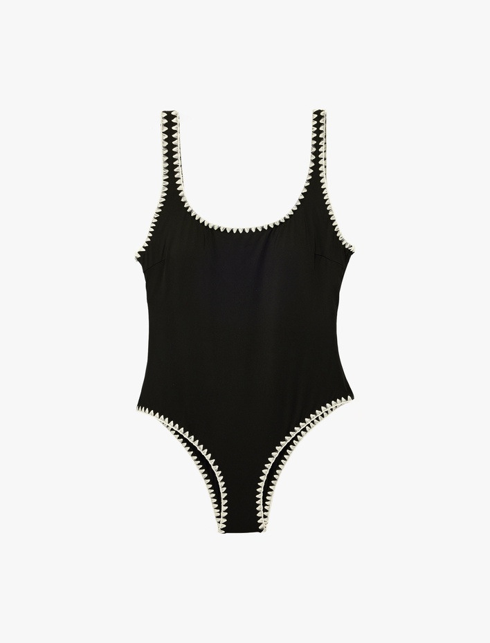  U Yaka Kalın Askılı Kroşe Detaylı Mayo