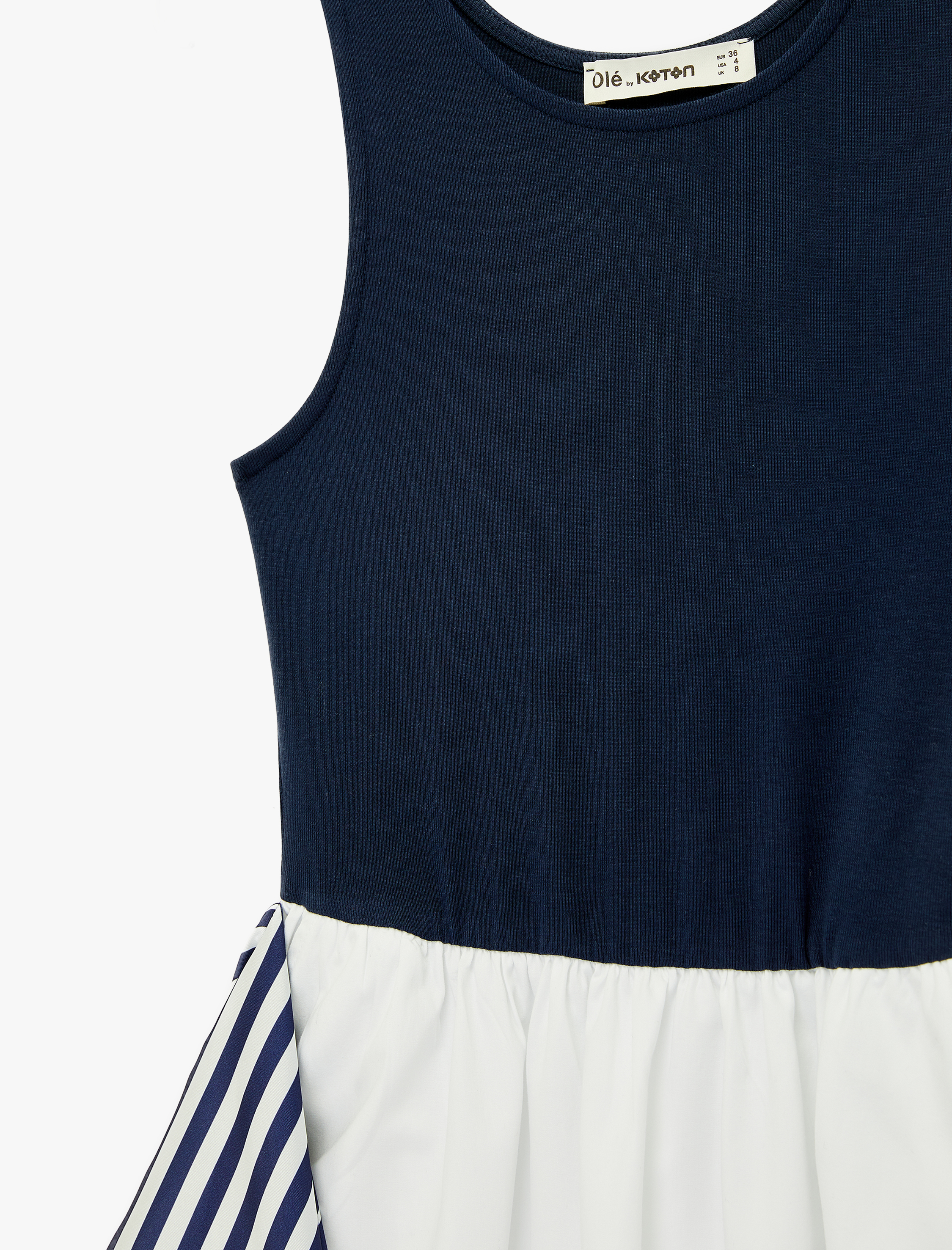   Pamuklu Kolsuz Fular Detaylı Bisiklet Yaka Uzun Elbise