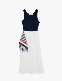 Pamuklu Kolsuz Fular Detaylı Bisiklet Yaka Uzun Elbise