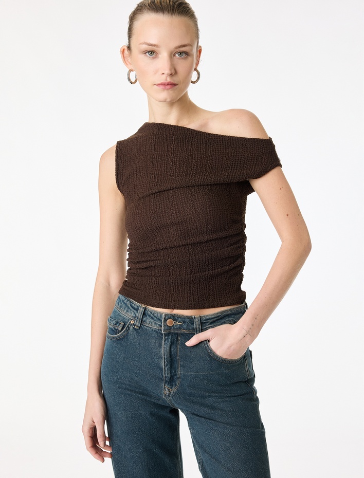  Bürümcük Kumaş Slim Fit Dokulu Kolsuz Asimetrik Yaka Bluz