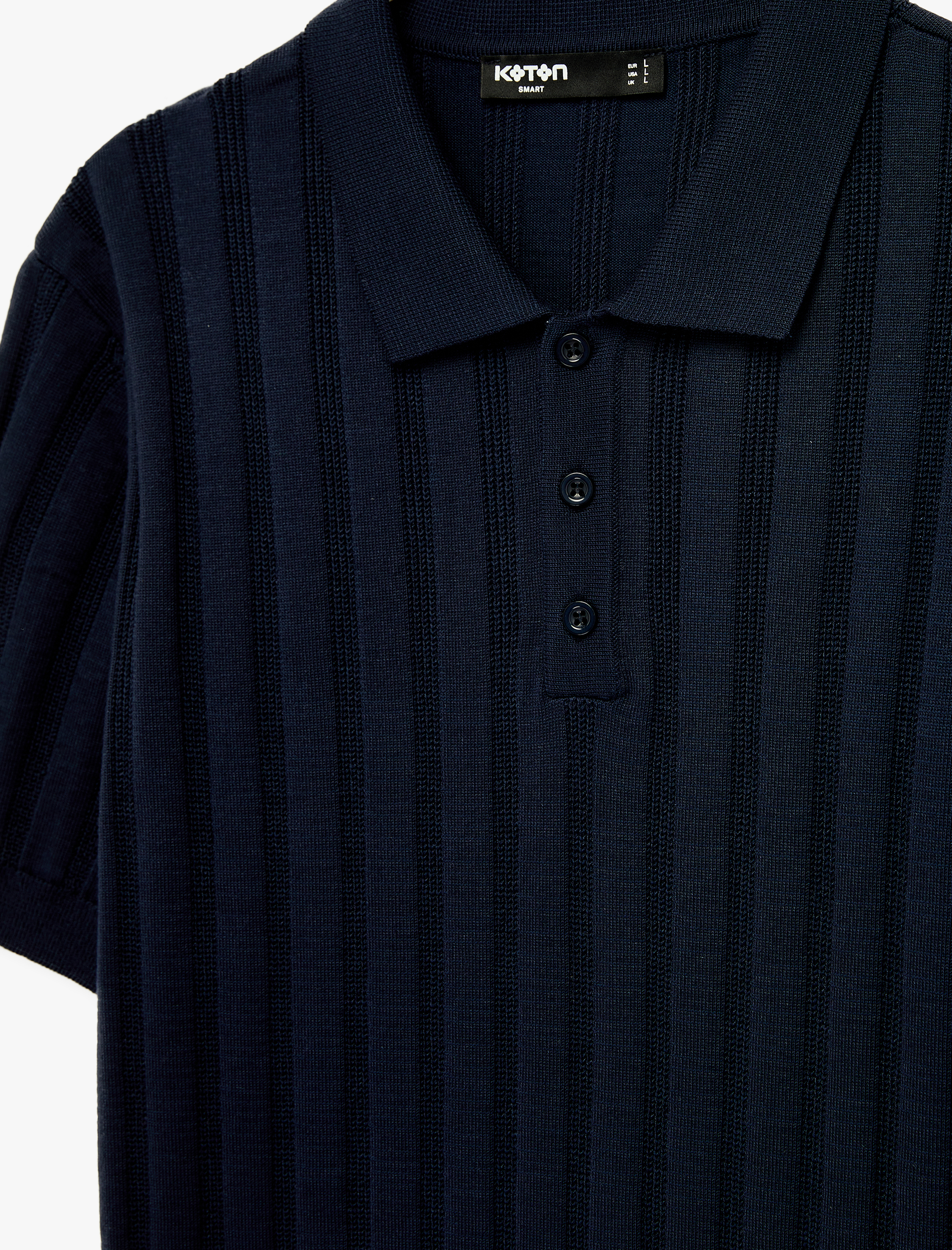   Regular Fit Kısa Kollu Dokulu Düğmeli Polo Yaka Triko Tişört