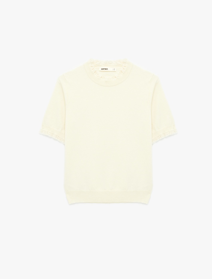  Kısa Kollu Dantel Detaylı Bisiklet Yaka Triko Kazak