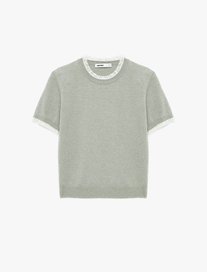  Kısa Kollu Dantel Detaylı Bisiklet Yaka Triko Kazak