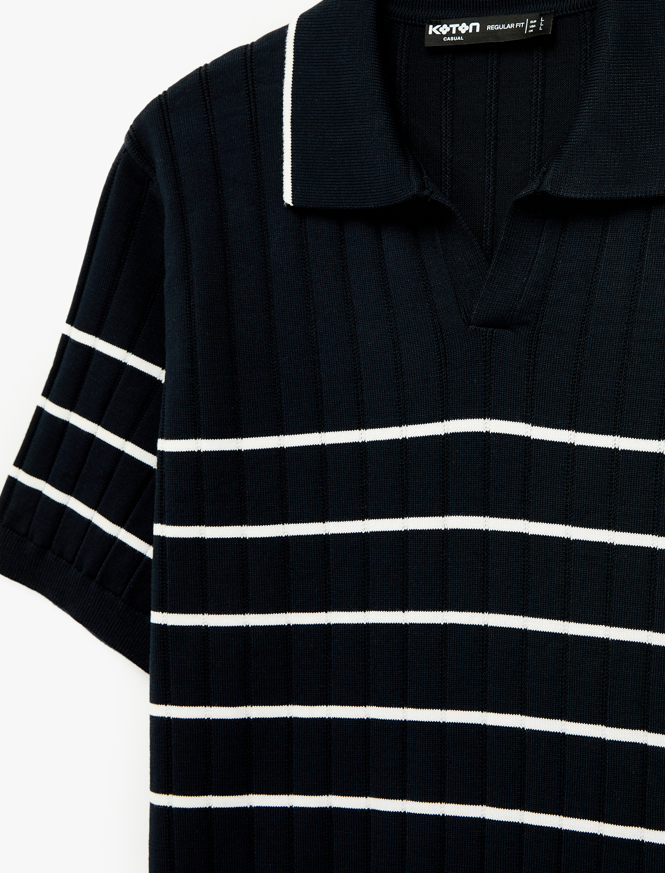   Viskon Polo Yaka Çizgili Dokulu Kısa Kollu Triko Tişört