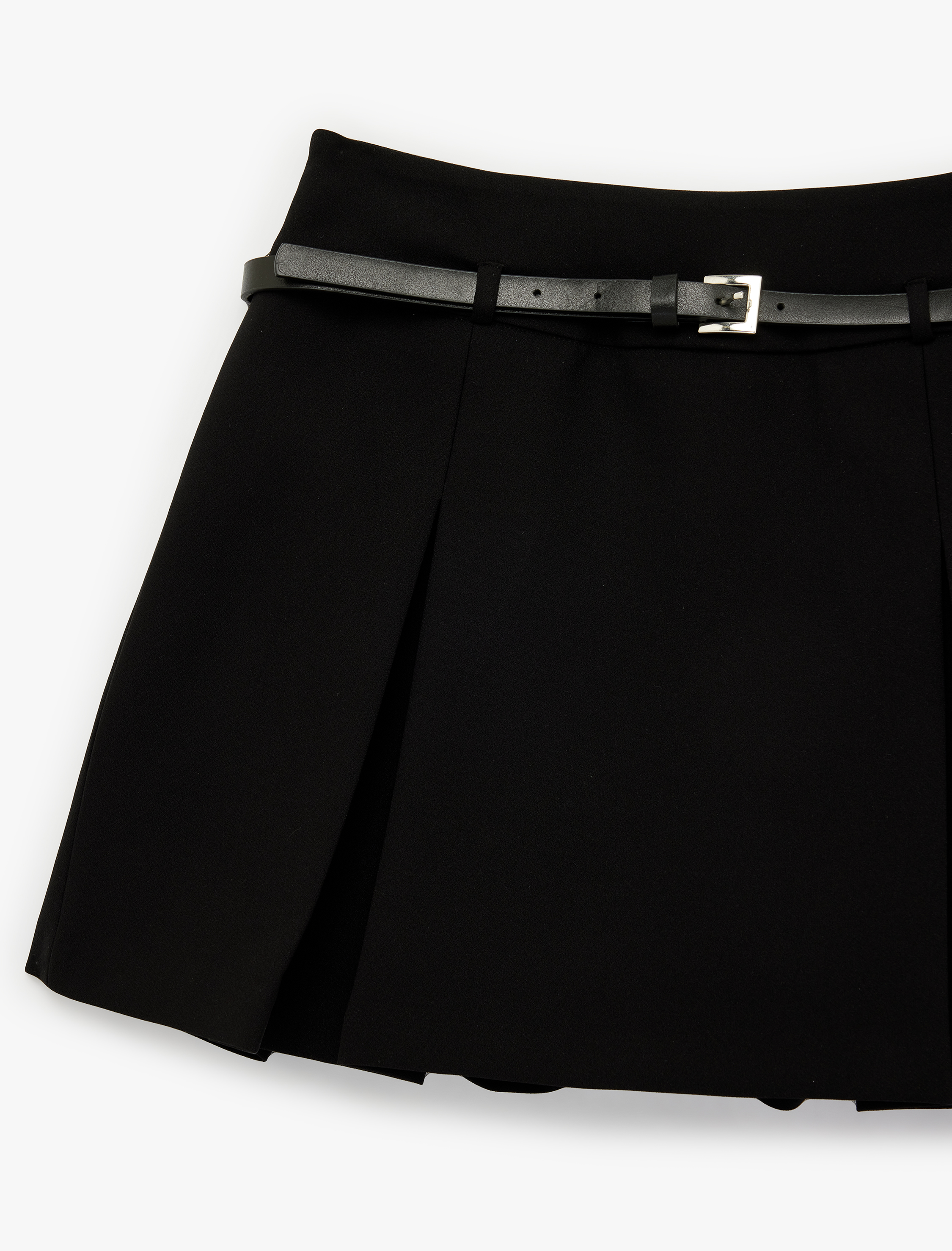   Standart Bel Kemerli Pileli Mini Şort Etek