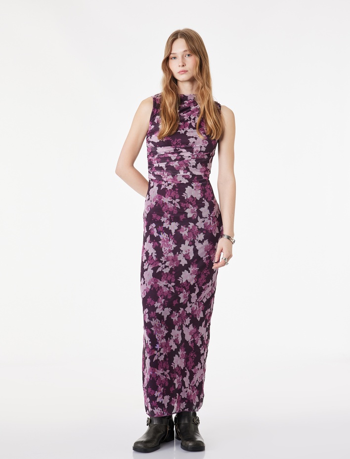  Slim Fit Drapeli Kolsuz Bisiklet Yaka Çiçekli Uzun Elbise