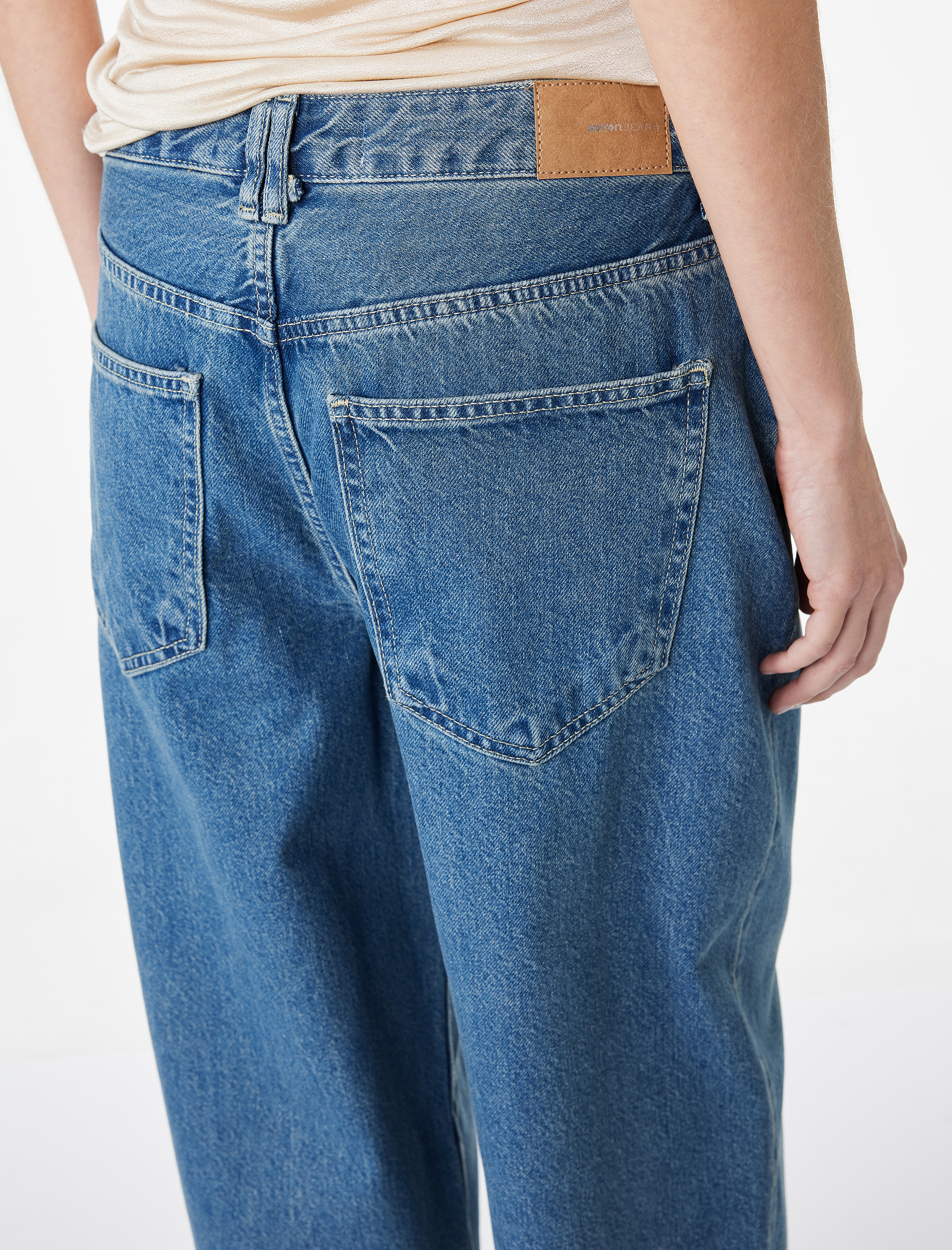   Pamuklu Rahat Kalıp Normal Paça Balon Denim Pantolon -Balloon Jean