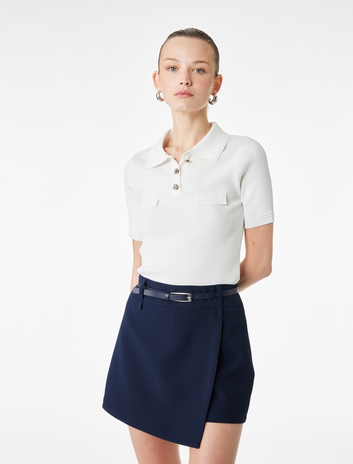  Kemer Detaylı Kruvaze Mini Şort Etek