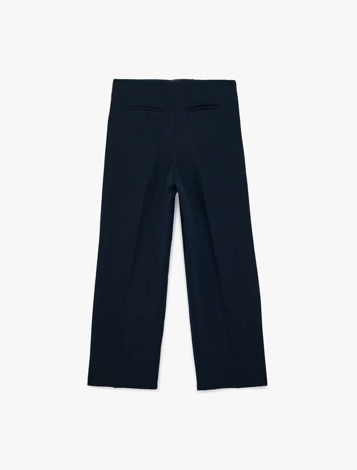  Cepli Yanları Şerit Detaylı Düz Bol Paça Kumaş Pantolon