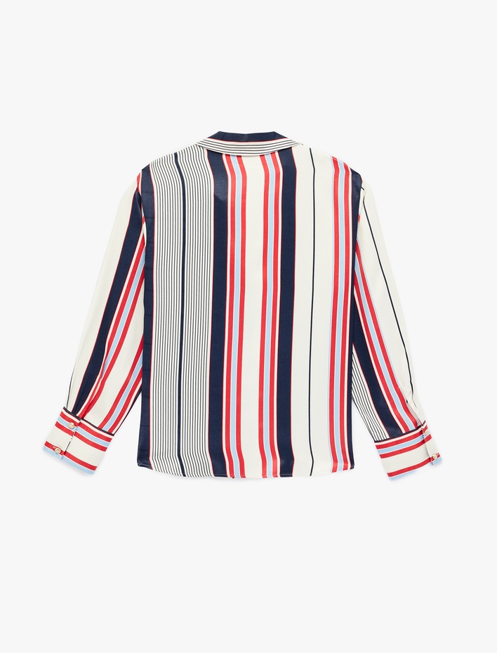  Klasik Yaka Düğmeli Uzun Kollu Gömlek