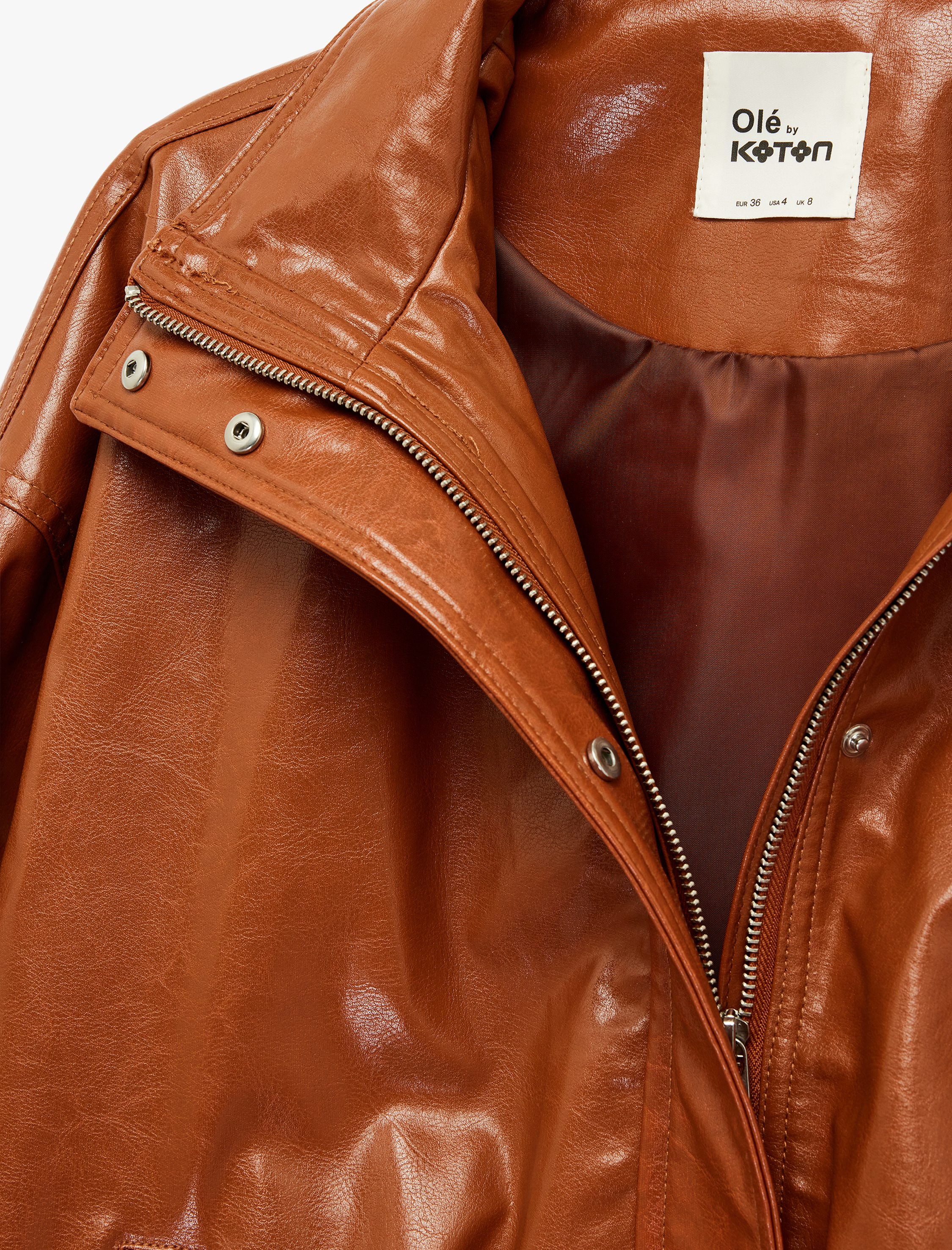   Dik Yaka Cep Detaylı Fermuarlı Suni Deri Ceket