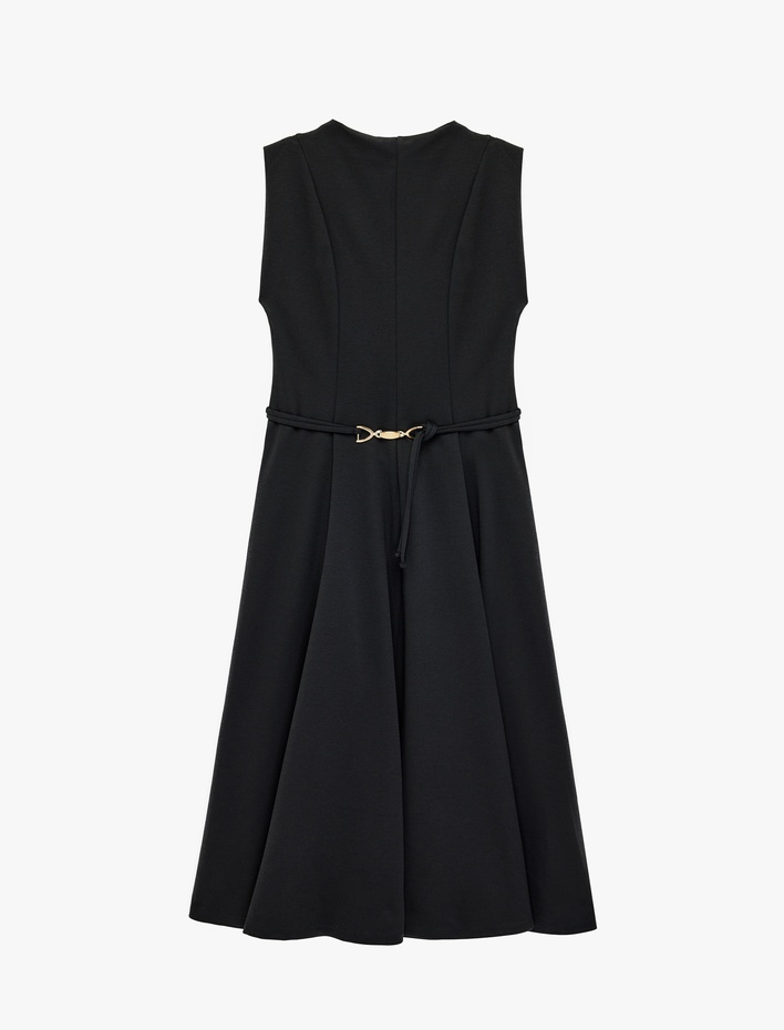  Pileli Yuvarlak Yaka Kolsuz Midi Boy Kemerli Elbise