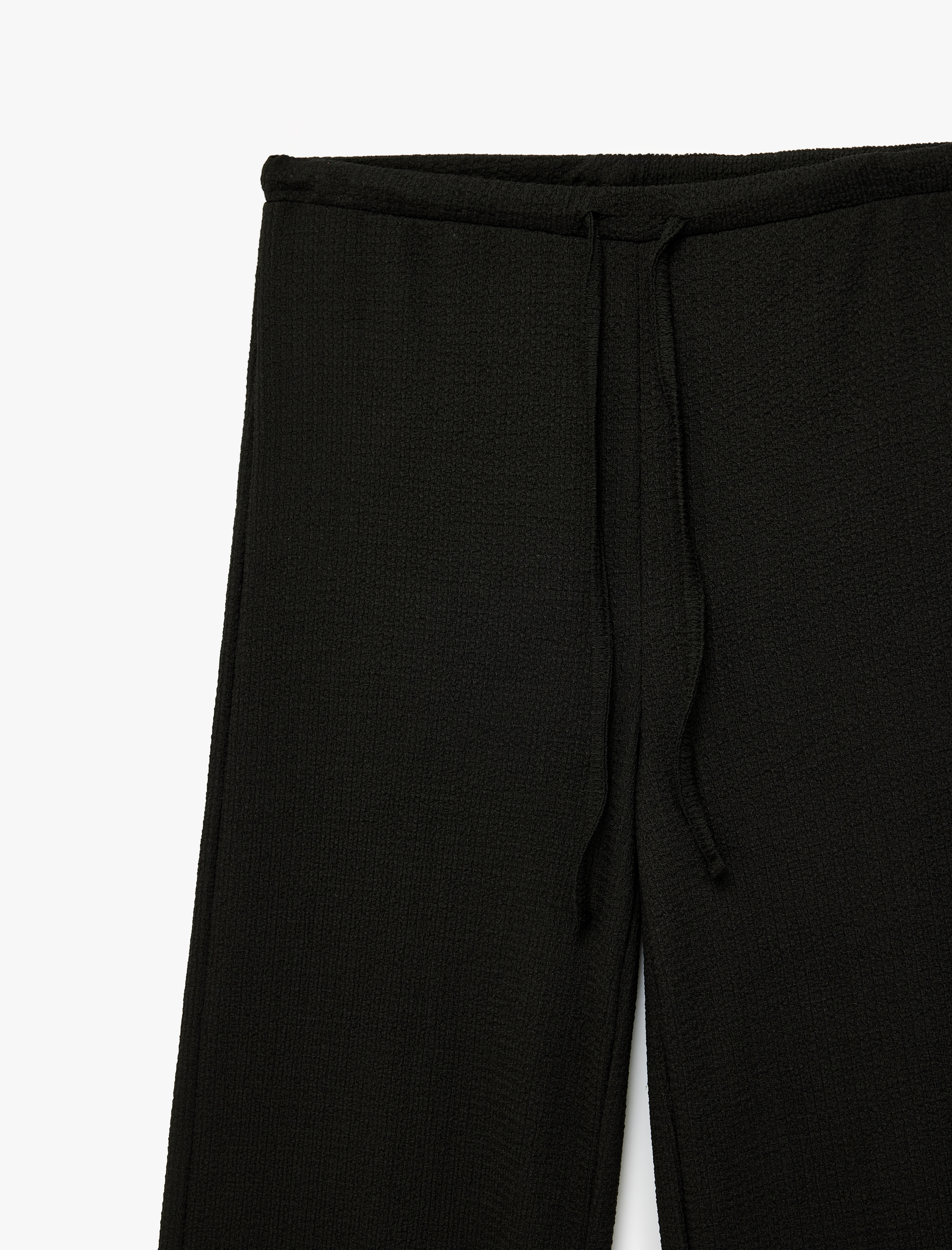   Rahat Kalıp Beli Bağcıklı Geniş Paça Pantolon