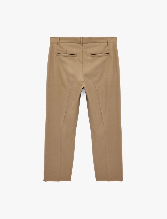  Regular Fit Viskon Karışımlı Cepli Düğmeli Pileli Kumaş Pantolon