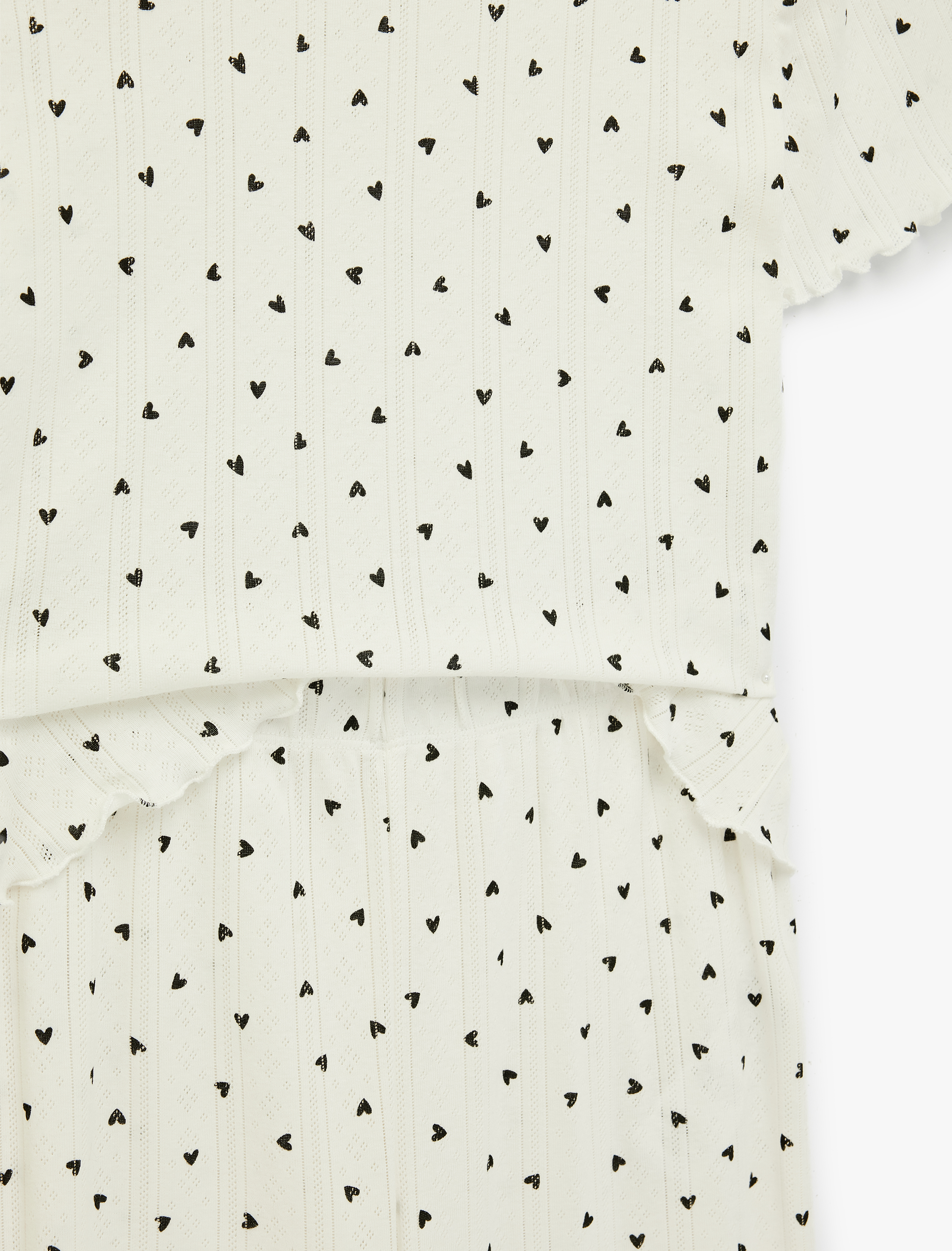   Kısa Kollu Bisiklet Yaka Kalp Desenli Pamuklu Pijama Takımı