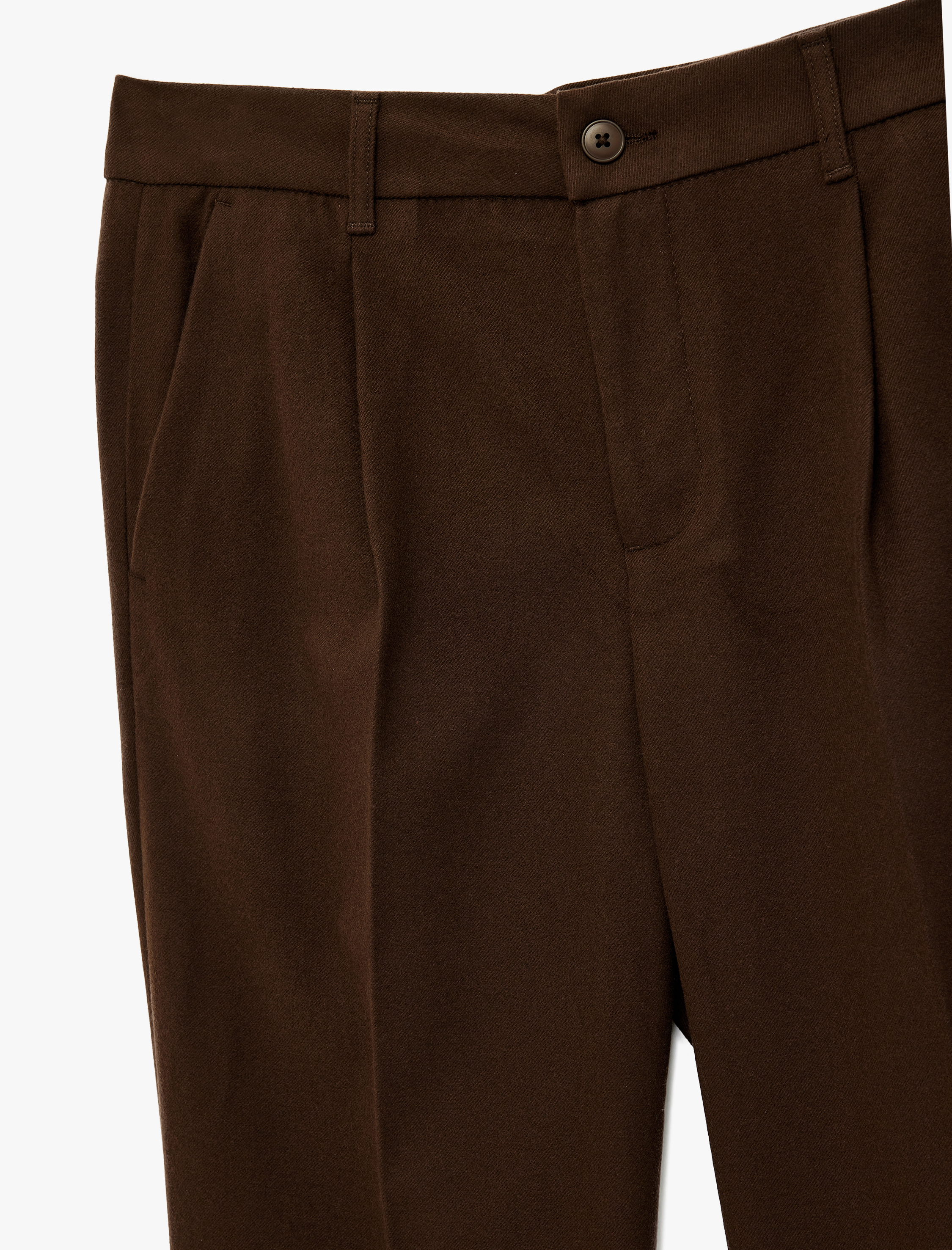   Regular Fit Viskon Karışımlı Cepli Düğmeli Pileli Kumaş Pantolon