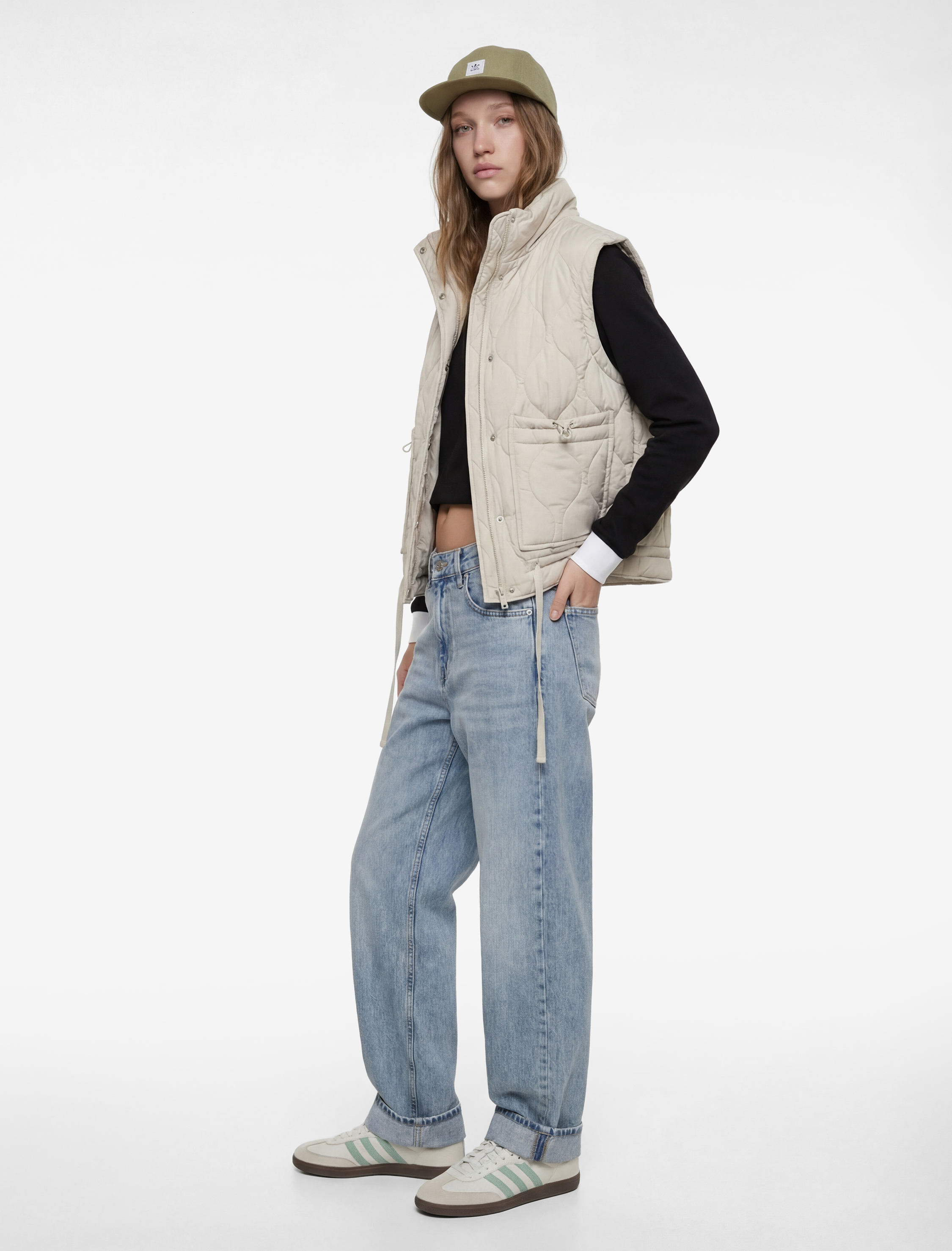   Dik Yaka Kapitoneli Çıtçıt Düğmeli Oversize Kolsuz Yelek