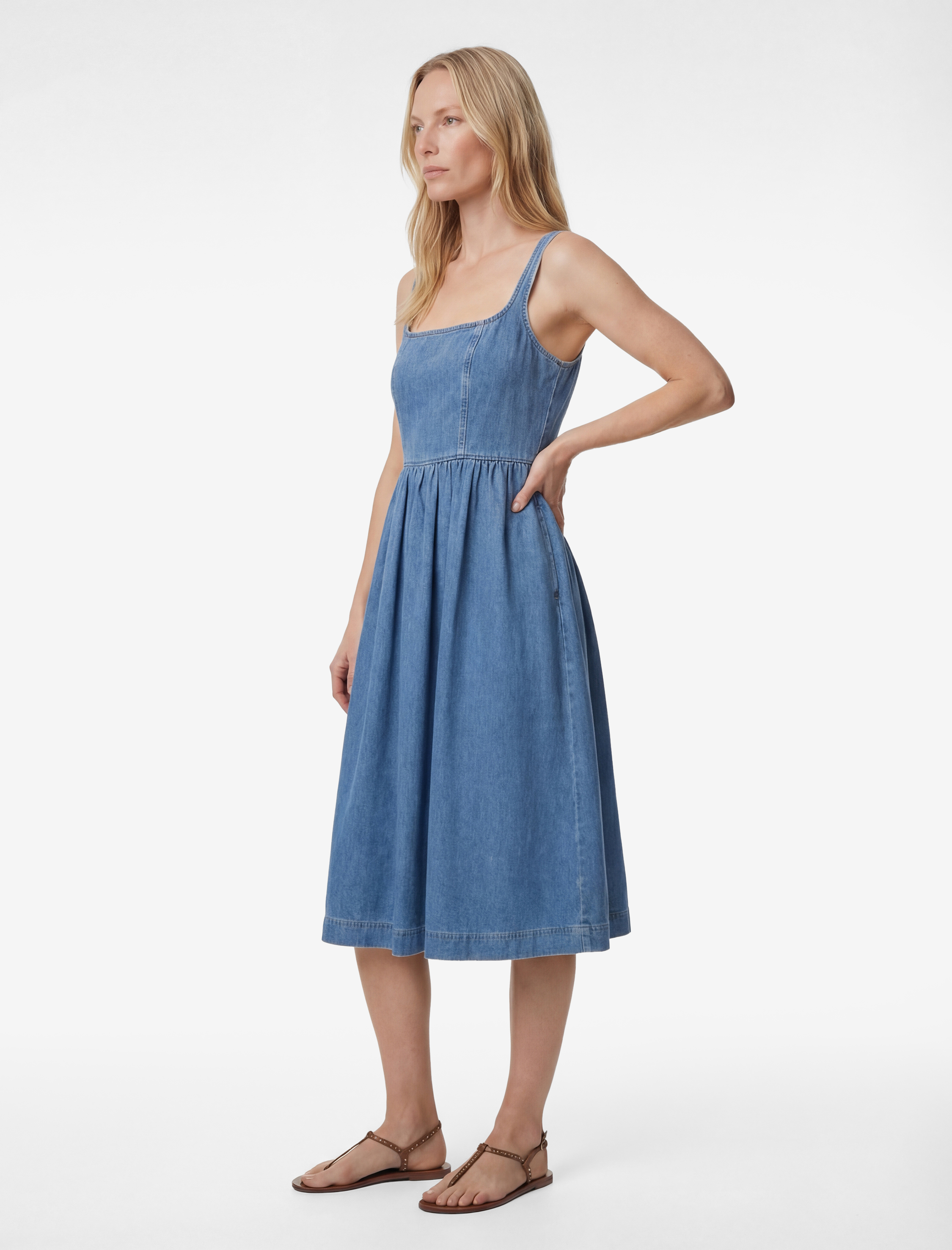   Volanlı Kare Yaka Kolsuz Midi Denim Elbise