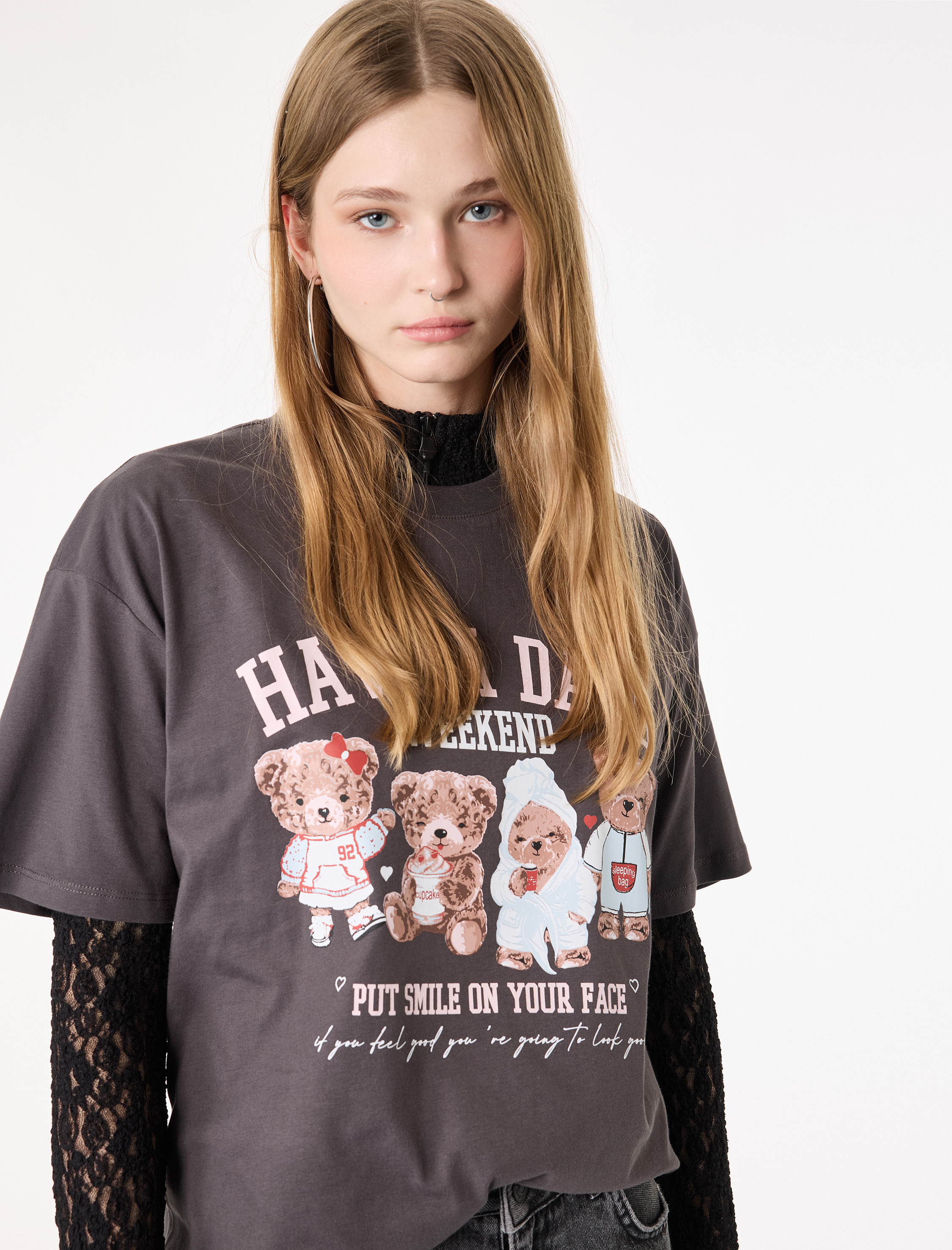   Kısa Kollu Bisiklet Yaka Ayıcık Baskılı Oversize Tişört