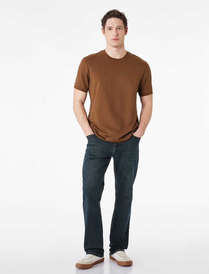  Bisiklet Yaka Pamuklu Kısa Kollu Baskılı Tişört