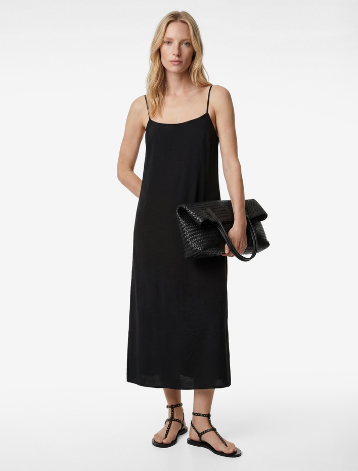  Aerobin Kumaş Midi Boy İnce Askılı Saten Elbise