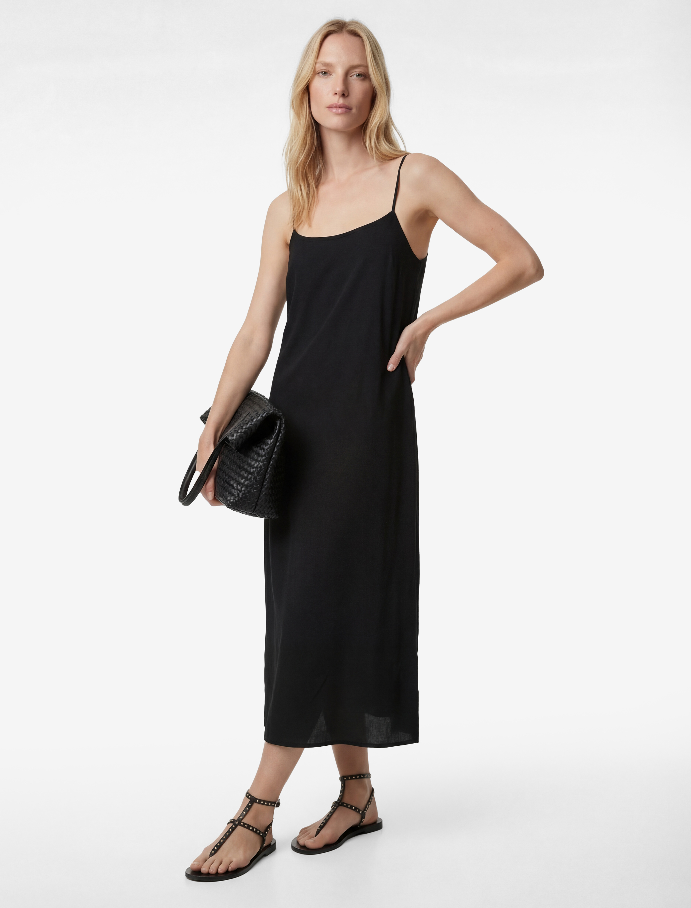   Aerobin Kumaş Midi Boy İnce Askılı Saten Elbise