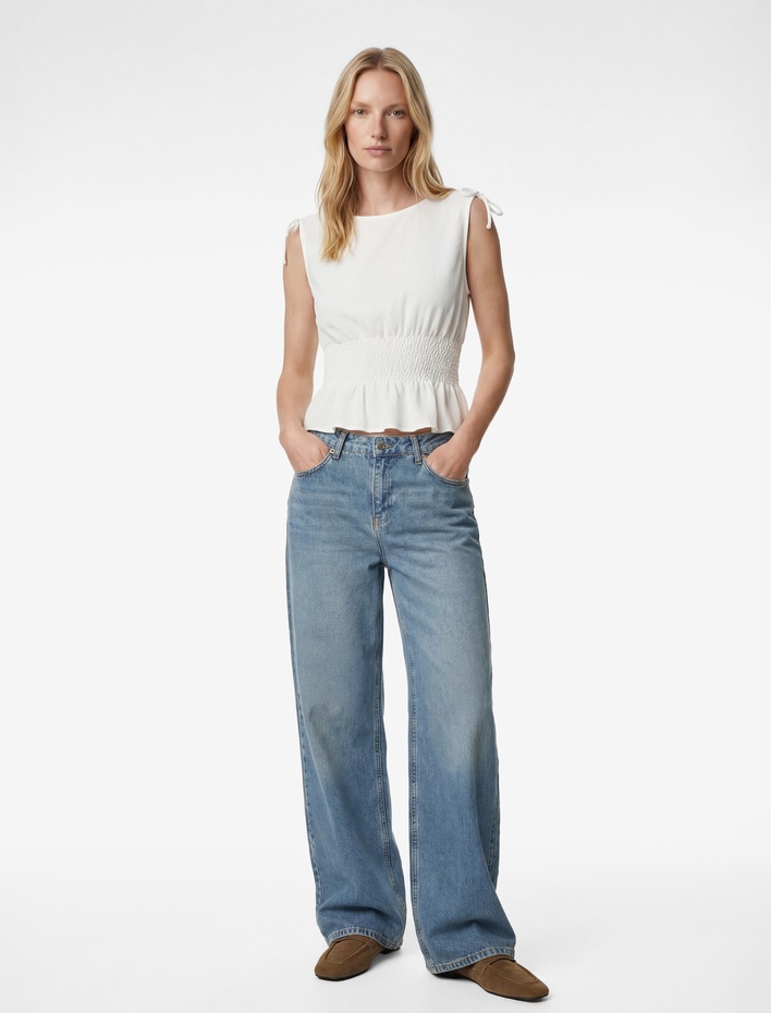  Bürümcük Kumaş Gipeli Kayık Yaka Fiyonk Detaylı Kolsuz Bluz