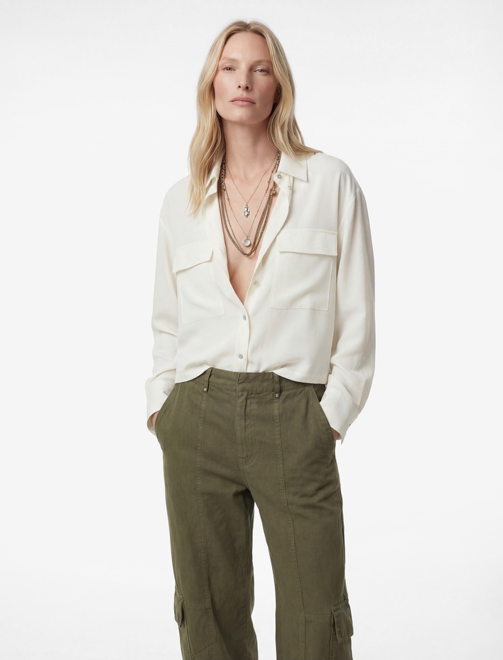  Regular Fit Uzun Kollu Kapaklı Cep Detaylı Saten Crop Gömlek