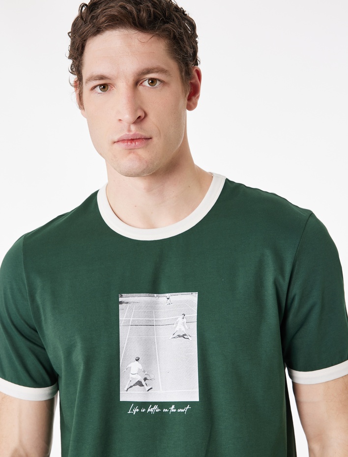  Regular Fit Kısa Kollu Biyeli Bisiklet Yaka Pamuklu Baskılı Tişört