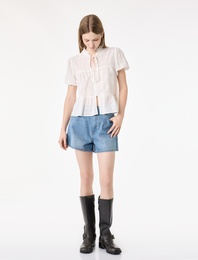 Pamuklu Düğmeli Bağlamalı Yaka Kısa Balon Kol Bluz