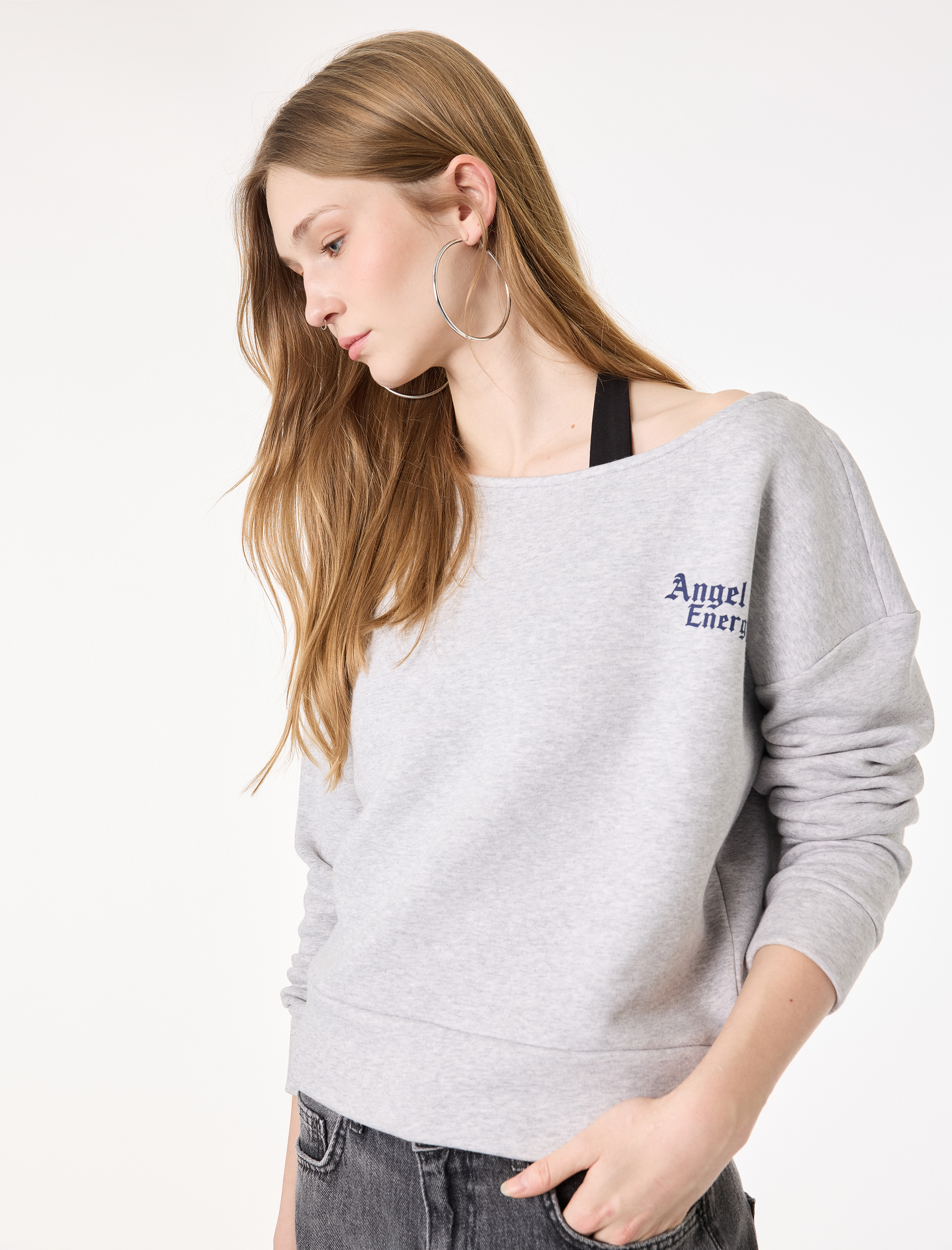   Modal Karışımlı Rahat Kalıp Kayık Yaka Arkası Baskılı Sweatshirt