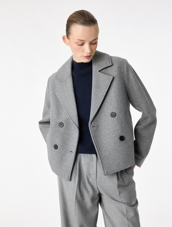  Uzun Kollu Düğmeli Cepli Kruvaze Kısa Kaşe Ceket