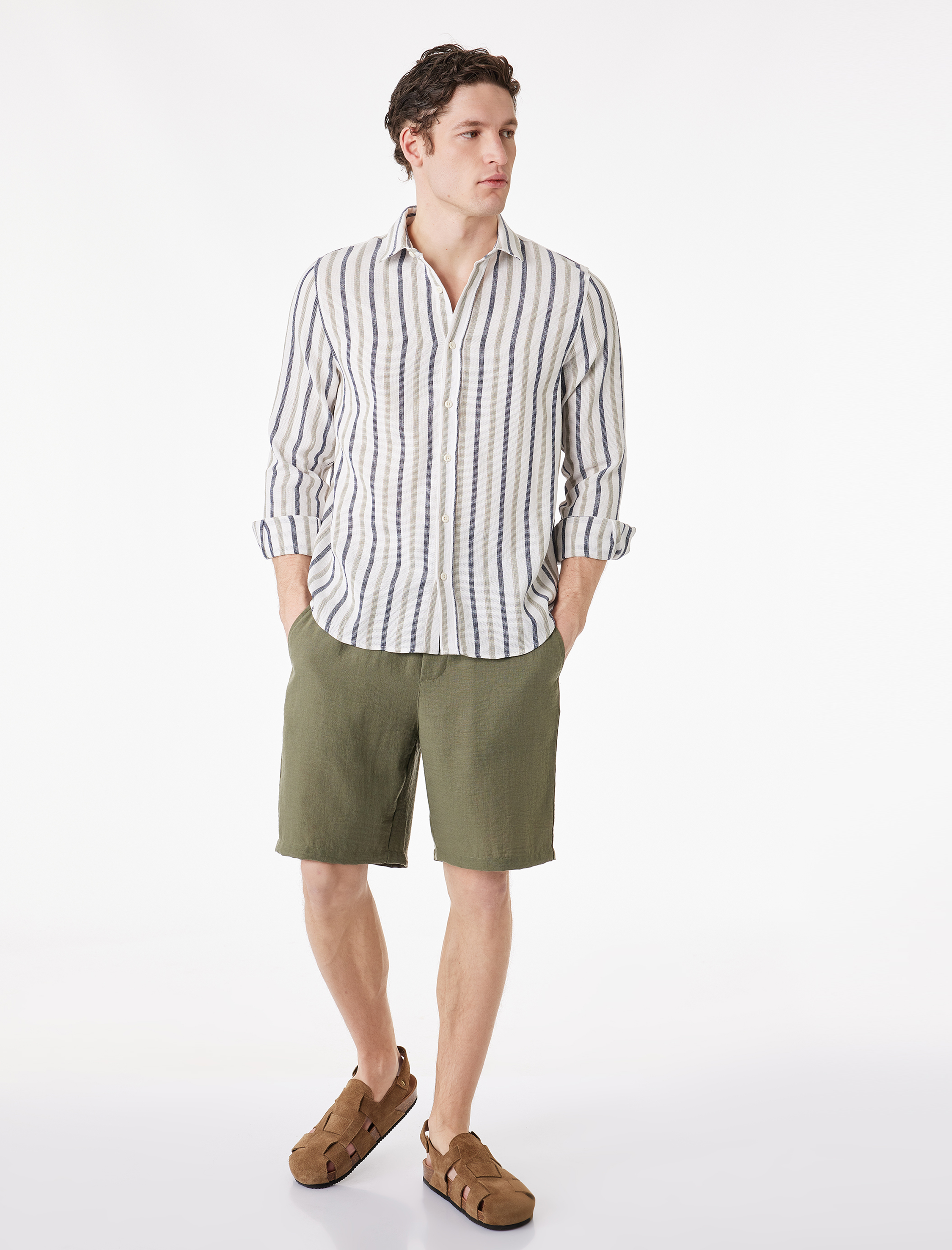   Regular Fit Uzun Kollu Pamuklu Klasik Yaka Çizgili Gömlek