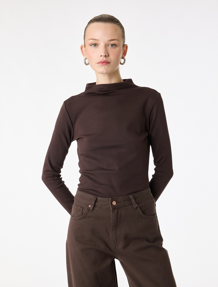  Slim Fit Pamuklu Uzun Kollu Hafif Dik Yaka Bluz