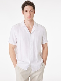 Regular Fit Kısa Kollu Dokulu Devrik Yaka Gömlek