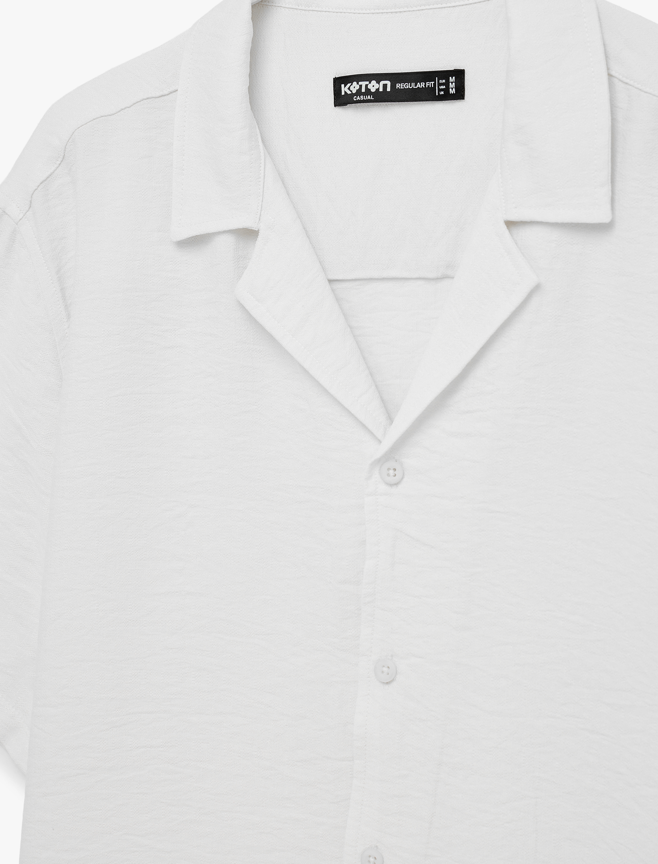   Regular Fit Kısa Kollu Dokulu Devrik Yaka Gömlek